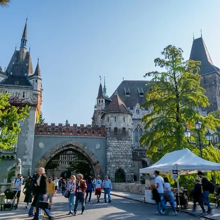 Fox Premium & Free Private Parking * Budapest